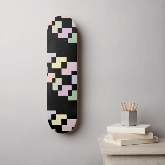 Pastellgeometrische Blöcke auf schwarz Skateboard (Wandkunst)