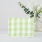 Pastellgrün Gingham-Muster Postkarte (Stehend Vorderseite)