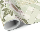 Pastellgrüne Fliederdecke Erdiges Gingham-Patchwor Geschenkpapier (Rolleneckpunkt)