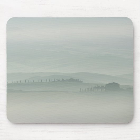 Pastellmorgen in nebeliger Toskana Mousepad (Vorne)
