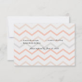 Pastellpfirsich und Cream Geometric RSVP Karte (Rückseite)