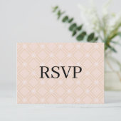 Pastellpfirsich und geometrische Gold RSVP Karte (Stehend Vorderseite)