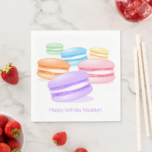 Pastellregenbogen-Macarons zum Geburtstag Serviette (Beispiel)