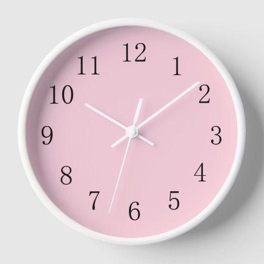 Pastellrosa der Frau mit schwarzen Zahlen im Badez Uhr (Vorderseite)