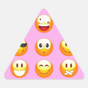 Pastellrosa Emoji Dreieckiger Aufkleber