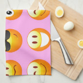 Pastellrosa Emoji Handtuch (Viertel Falte)