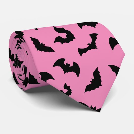 Pastellrosa Fledermaus Krawatte (Gerollt)