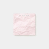 Pastellrosa gekrempeltes Papier mit individuellem Post-it Klebezettel (Vorderseite)