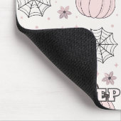 Pastellrosa Halloween Nahtloses Muster Mousepad (Ecke)