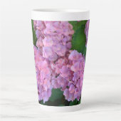 Pastellrosa Hortensia Hydrangea Blume Milchtasse (Vorderseite)