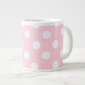 Pastellrosa Polka-Punkte Jumbo-Tasse (Vorderseite Rechts)