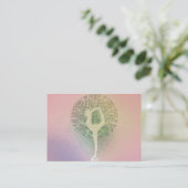 Pastellrosa-Regenbogen-Yoga-Baum Visitenkarte (Stehend Vorderseite)