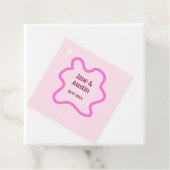 Pastellrosa Retro Hochzeitsgrenzennacht Datum Geschenkanhänger (Beispiel)