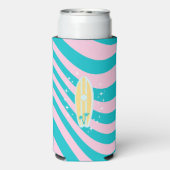 Pastellrosa Surfbrett, Beach Art, Tropenmuscheln Selters Dosenkühler (Seltzer Rückseite)