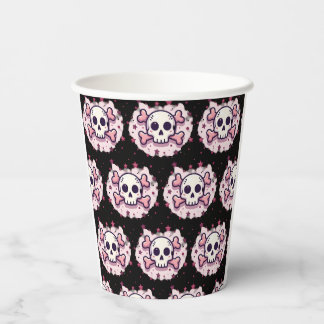 Pastellrosa Totenkopf und Kreuzknochen Pappbecher