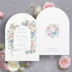 Pastellrosa, weiße und blaue Rosen & Bogen mit Ban Einladung