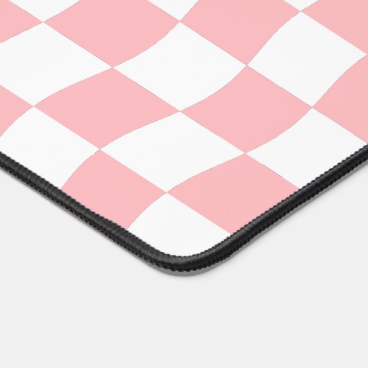 Pastellrosa Weißes, einfaches Wavy-Checkerboard-Mu Schreibtischunterlage (Ecke)