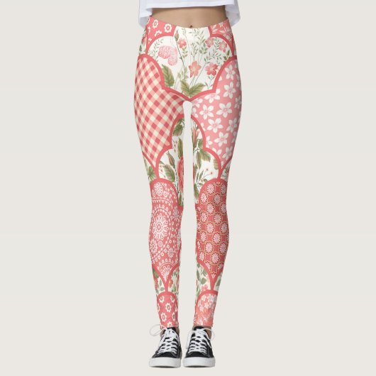 Pastellrosen Blumen-Patchwork-Muster Leggings (Vorderseite)