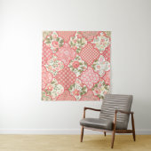 Pastellrosen Blumen-Patchwork-Muster Wandteppich (Beispiel (Horizontal))