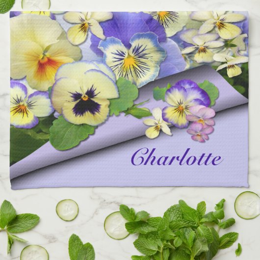 PastellStiefmütterchen ~ Küchen-Tuch Geschirrtuch (Gefaltet)