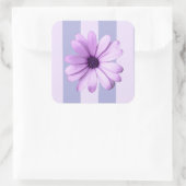 Pastellstreifen-Muster mit Daisis Quadratischer Aufkleber (Tasche)