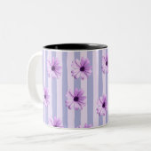 Pastellstreifen-Muster mit Daisis Zweifarbige Tasse (Vorderseite Links)