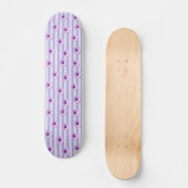 Pastellstreifenmuster mit Gänseblümchen Skateboard (Vorderseite)