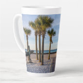Pastellweg bis Pensacola Strand Latte Tasse (Linke Ecke)