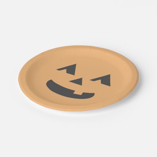 Pastelorange Jack-o-Laterne-Halloween-Party Pappteller (Schrägansicht)