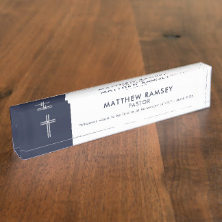 Pastor Moderne Minimal Kreuzschrift Navy Namensplakette