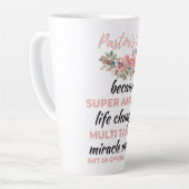 Pastor's Wife Because Super Amazing LifeChanging b Milchtasse (Linke Ecke)