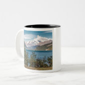 Patagonia Landscape El Chalten, Argentinien Zweifarbige Tasse (Vorderseite Links)
