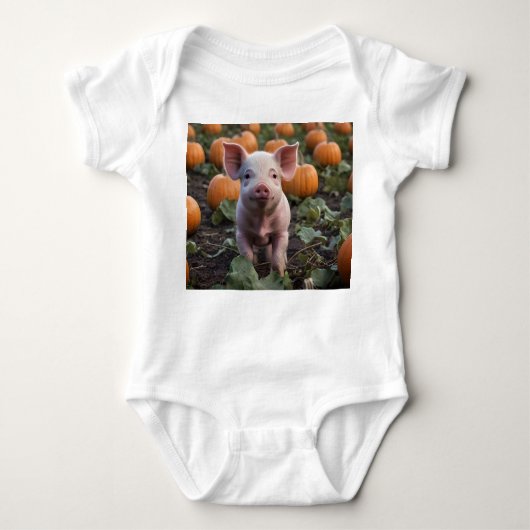 **"Patch of Joy: A Happy Baby Pig Under Pumpkins"* Baby Strampler (Vorderseite)