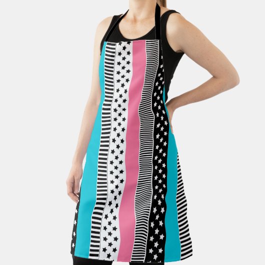 Patchwork aus mehrfarbigen Streifen aus Stoff i Schürze (InSitu)