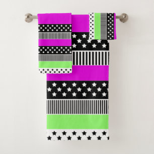 Patchwork aus schwarz-weiß und neonfarbenen Streif Badhandtuch Set