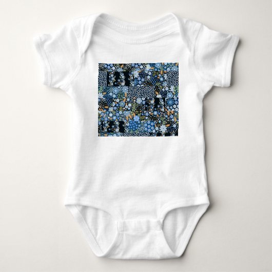 Patchwork Blaue Blumen: Nahtlose Stoffe. Baby Strampler (Vorderseite)