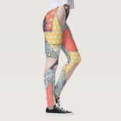 Patchwork-Blumenmuster: Vintage-Ornament Leggings (Rechts)
