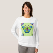 Patchwork Butterfly Pattern on Green T-Shirt (Vorne ganz)