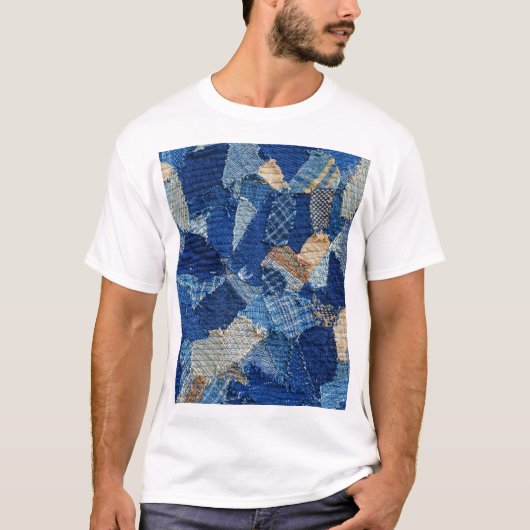 Patchwork Chic: Stoffmuster-Fun T-Shirt (Vorderseite)