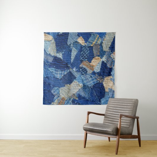 Patchwork Chic: Stoffmuster-Fun Wandteppich (Beispiel)
