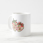Patchwork-Erdbeer-Herzen Süße Coquette-Kunst Kaffeetasse (Vorderseite Links)