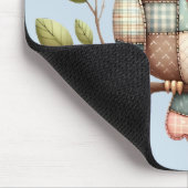 Patchwork-Eule im märchenhaften Wald Mousepad (Ecke)