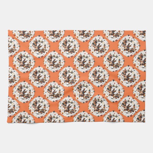 Patchwork Halloween Bat in Herbstfarben Geschirrtuch (Horizontal)