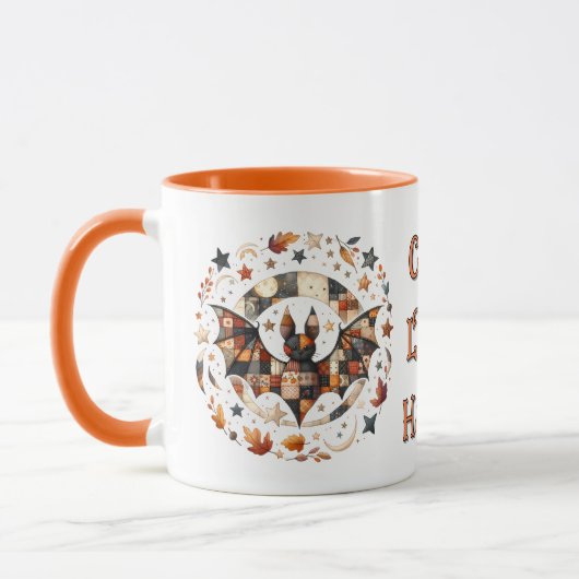 Patchwork-Halloween-Fledermaus in Herbstfarben Tasse (Links)