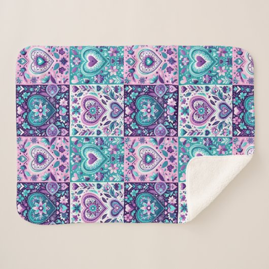 Patchwork Heart Quilt Sherpadecke (Vorderseite (Horizontal))