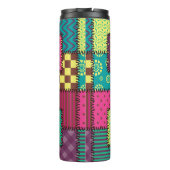 Patchwork-Hintergrund mit verschiedenen Mustern Thermosbecher (Rückseite)