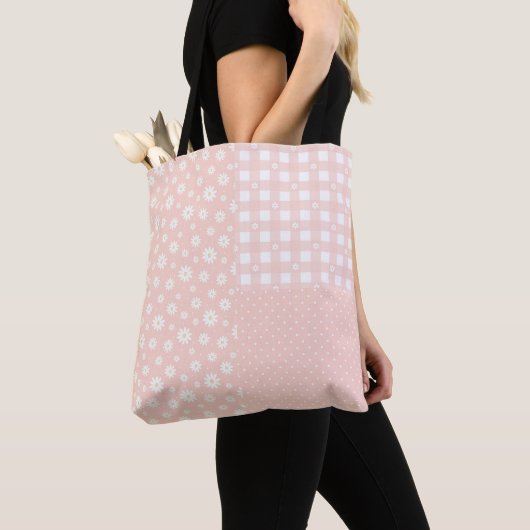 Patchwork Leicht rosa Niedliches Federmuster Tote Tasche (Von Nahem)