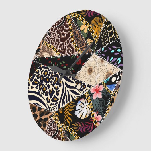 Patchwork Leopard: Ethnic Lining Design. Große Wanduhr (Winkel)