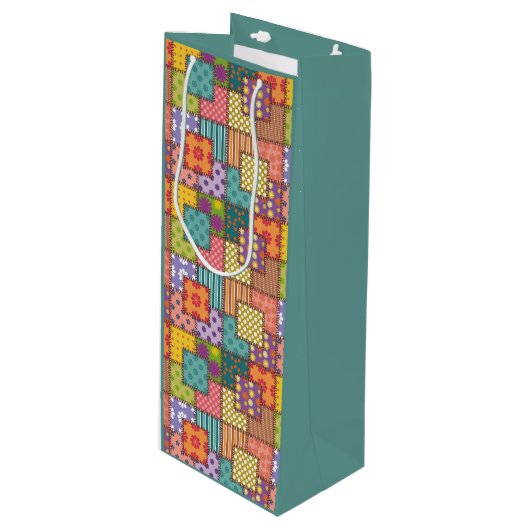 Patchwork Muster Blume Polka Dot Strip Geschenktüte Für Weinflaschen (Vorderseite Schrägansicht)