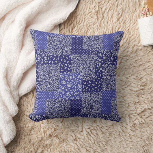 Patchwork Muster Chintz Shades of Blue Polka Dot Kissen (Decke)